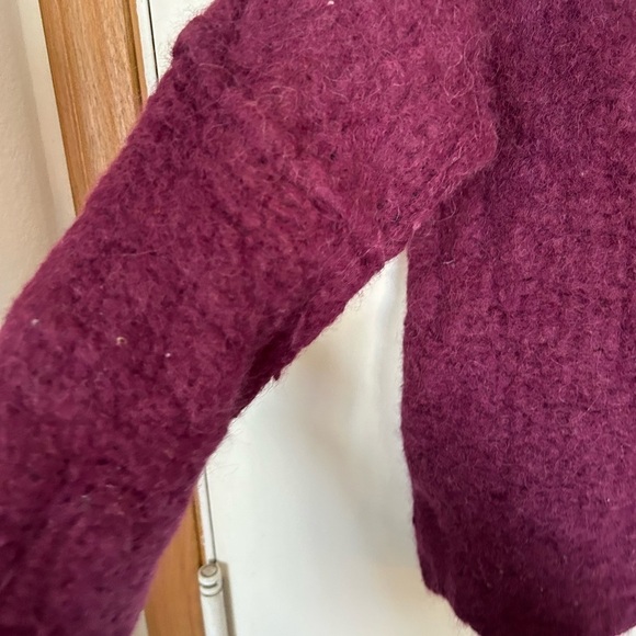 Free people 89% alpaca wool mix neck cropped sweater size large - Picture 6 of 8